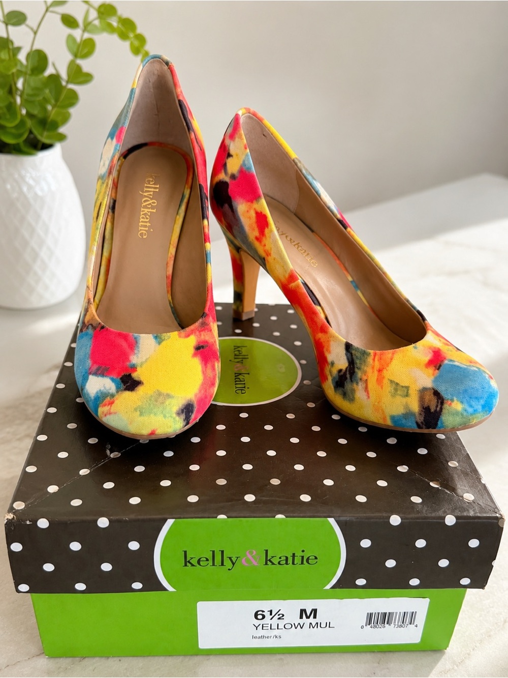 Kelly & Katie Yellow Multi Floral Pumps